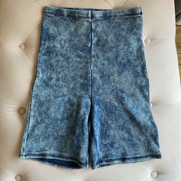 NWOT Ribbed Bike Short - Picture 5 of 6